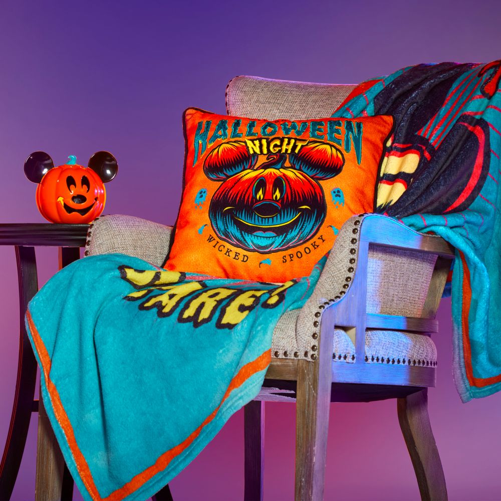 30% Off Halloween Clothing Shop Now