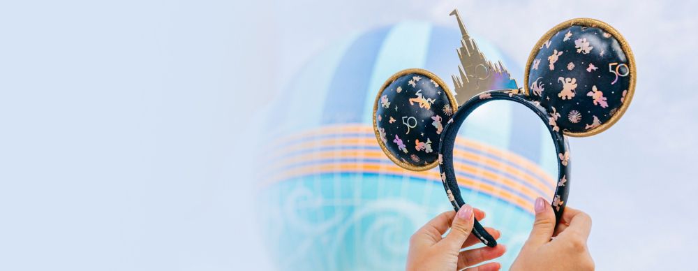 Background image of Walt Disney World 50th Anniversary Grand Finale Collection