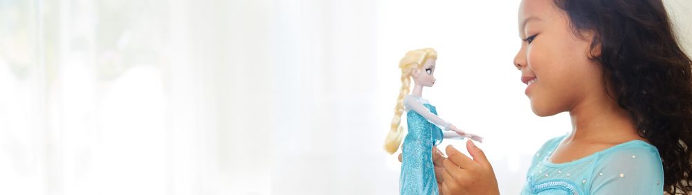 elsa classic doll with ring