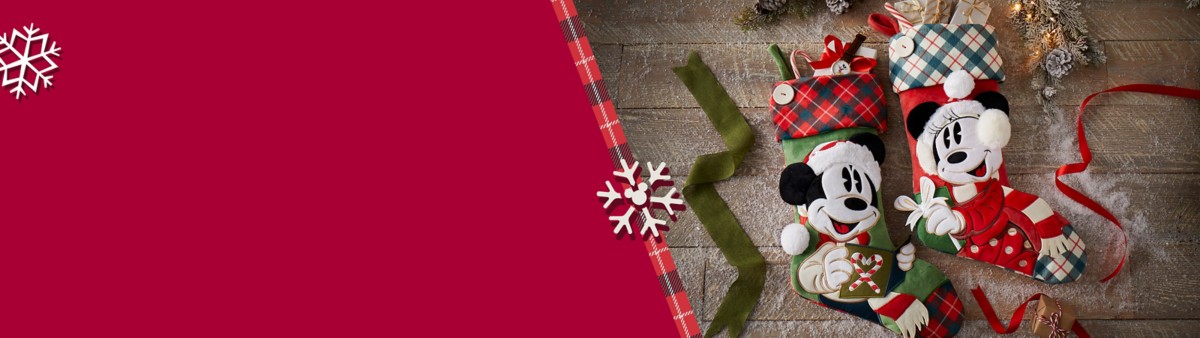 Background image of Holiday Decorations & Stockings