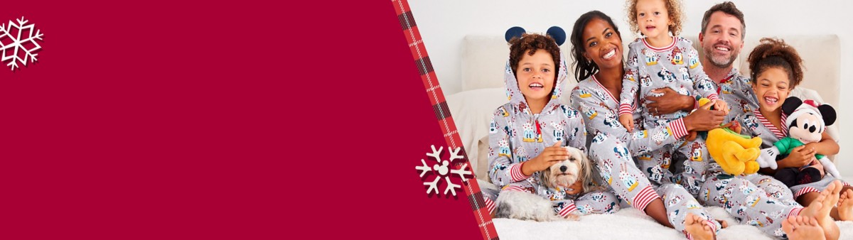 Background image of Holiday Pajamas & Loungewear