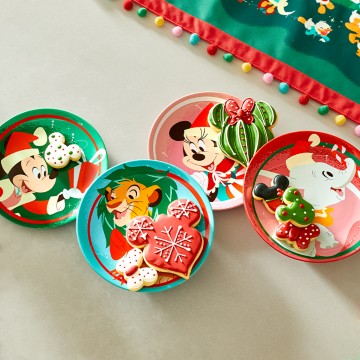 15 Disney Kitchen Products To Give Your Decor A Magical Flair
