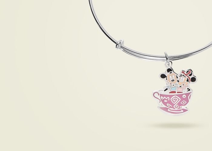 Give Charming<br>Jewelry Gifts